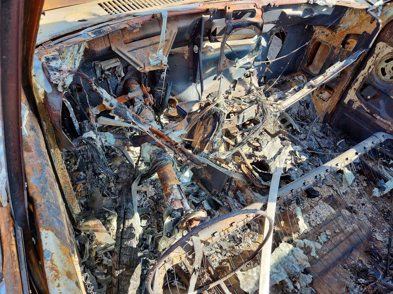 1980 Ford F150 Burn vin: F14ENHD0476