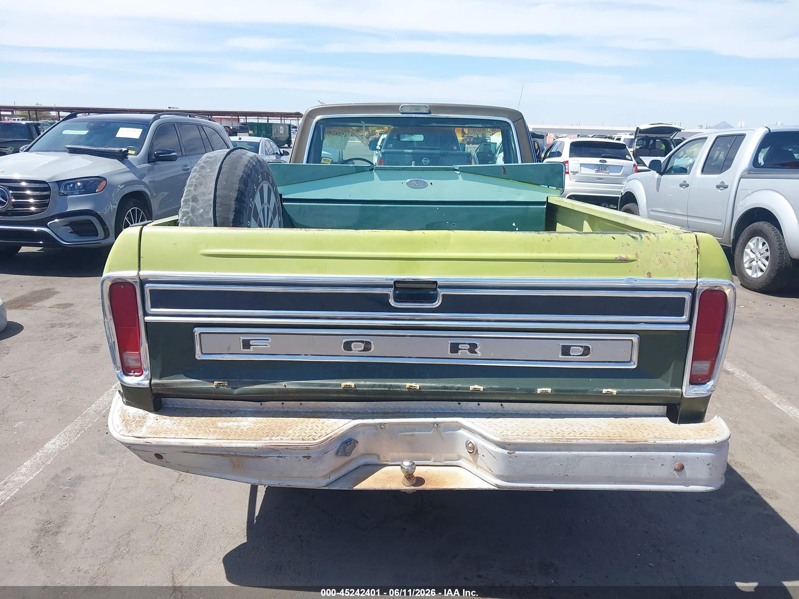 1975 Ford F150 Green vin: F15JLX11314