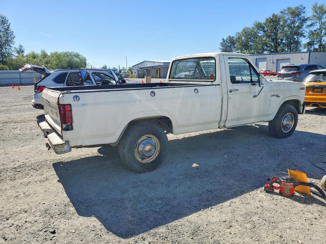 1980 Ford F250 White vin: F25ERHG1664