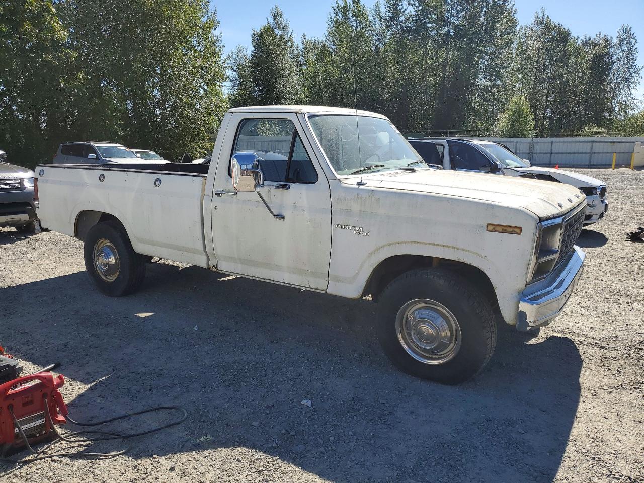 1980 Ford F250 White vin: F25ERHG1664