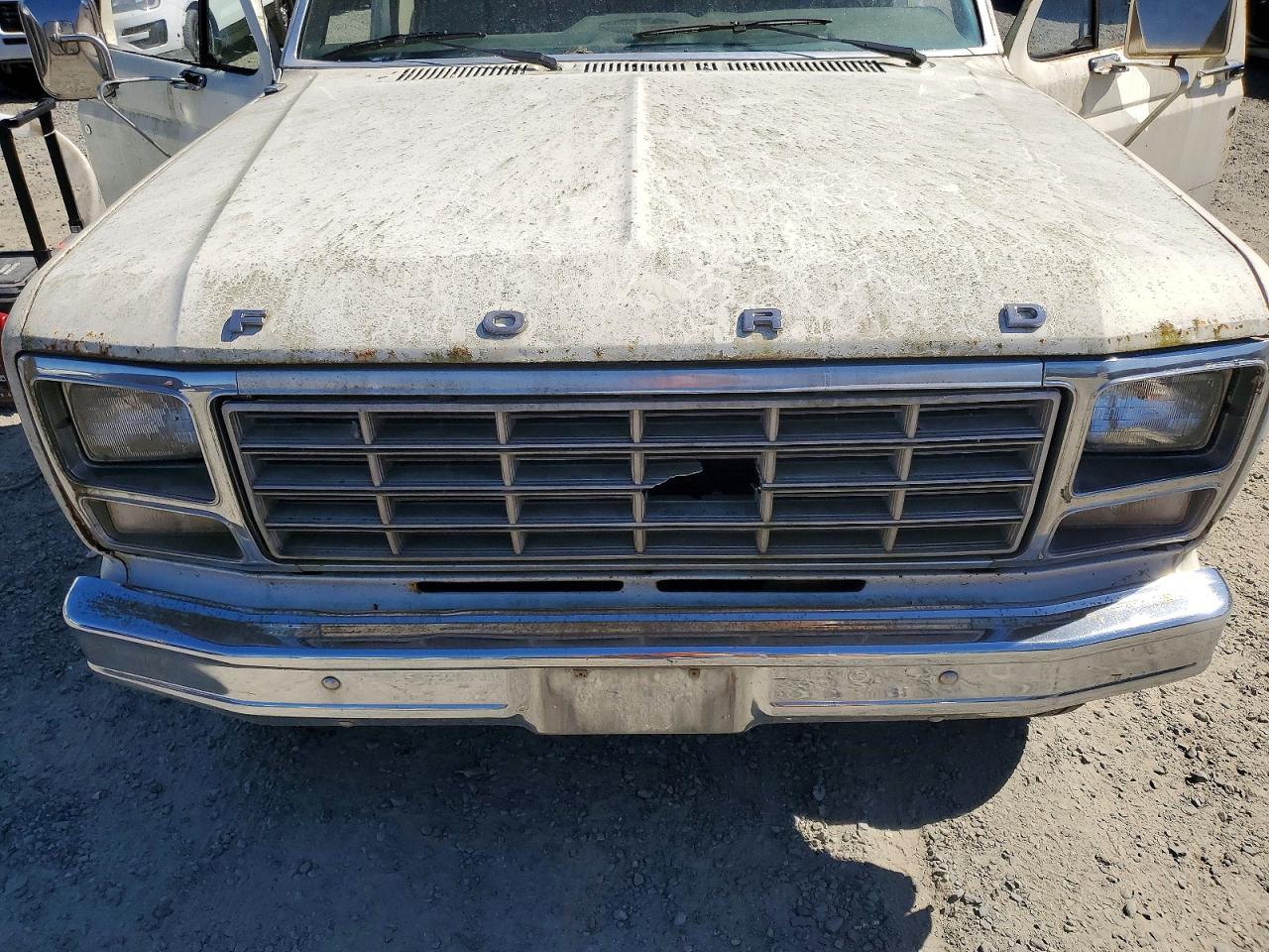 1980 Ford F250 White vin: F25ERHG1664