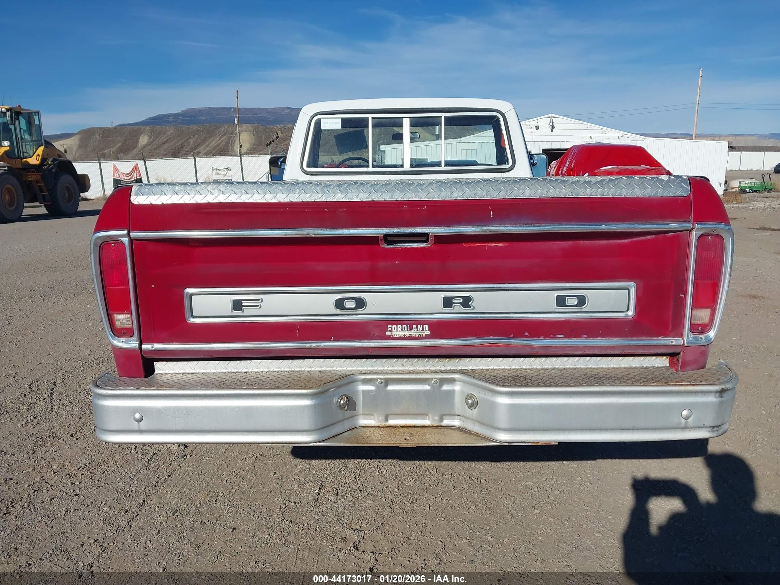 1977 Ford F250   Красный vin: F25SL062702      
