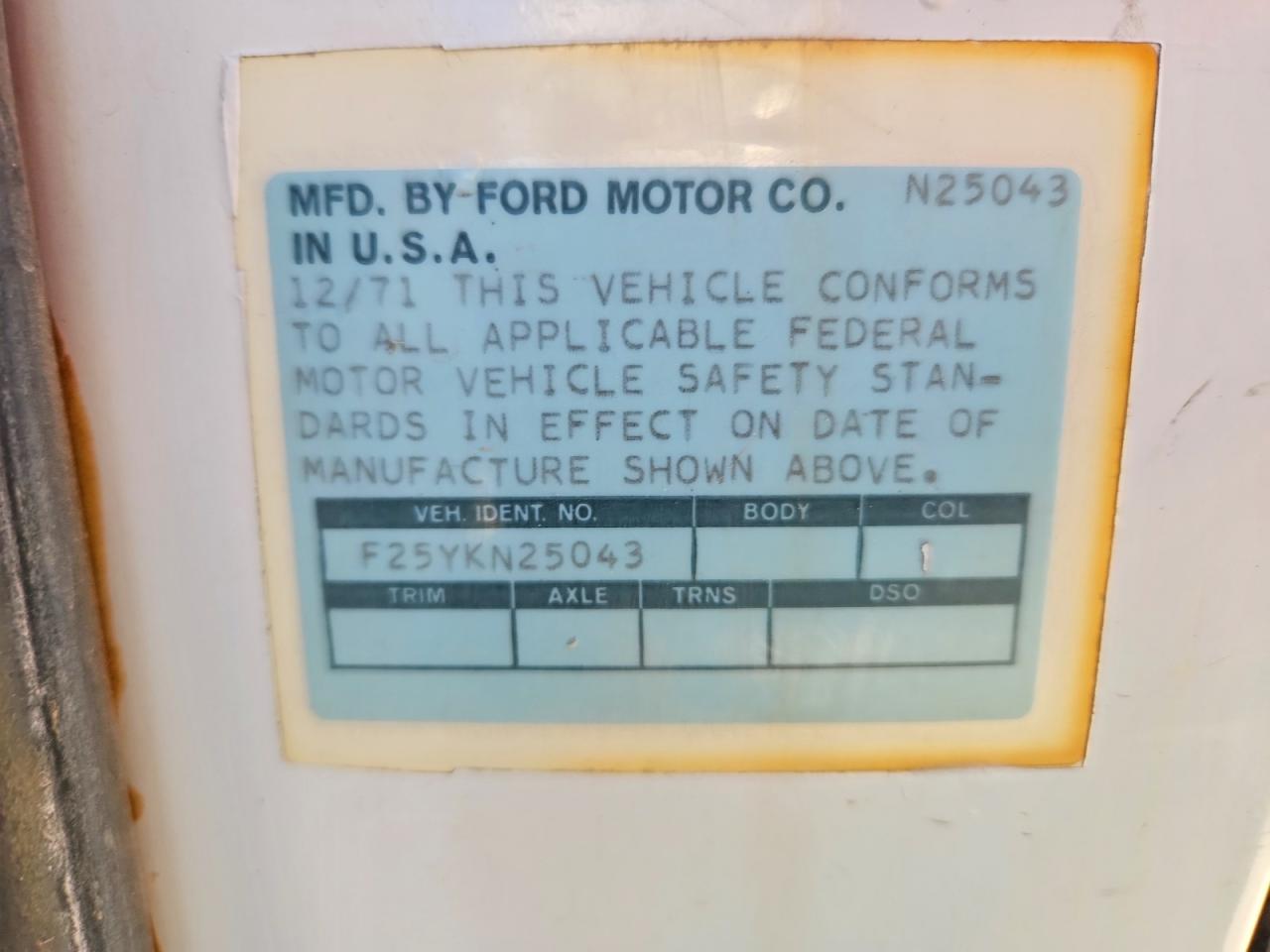 1972 Ford F250 Pickup White vin: F25YKN25043
