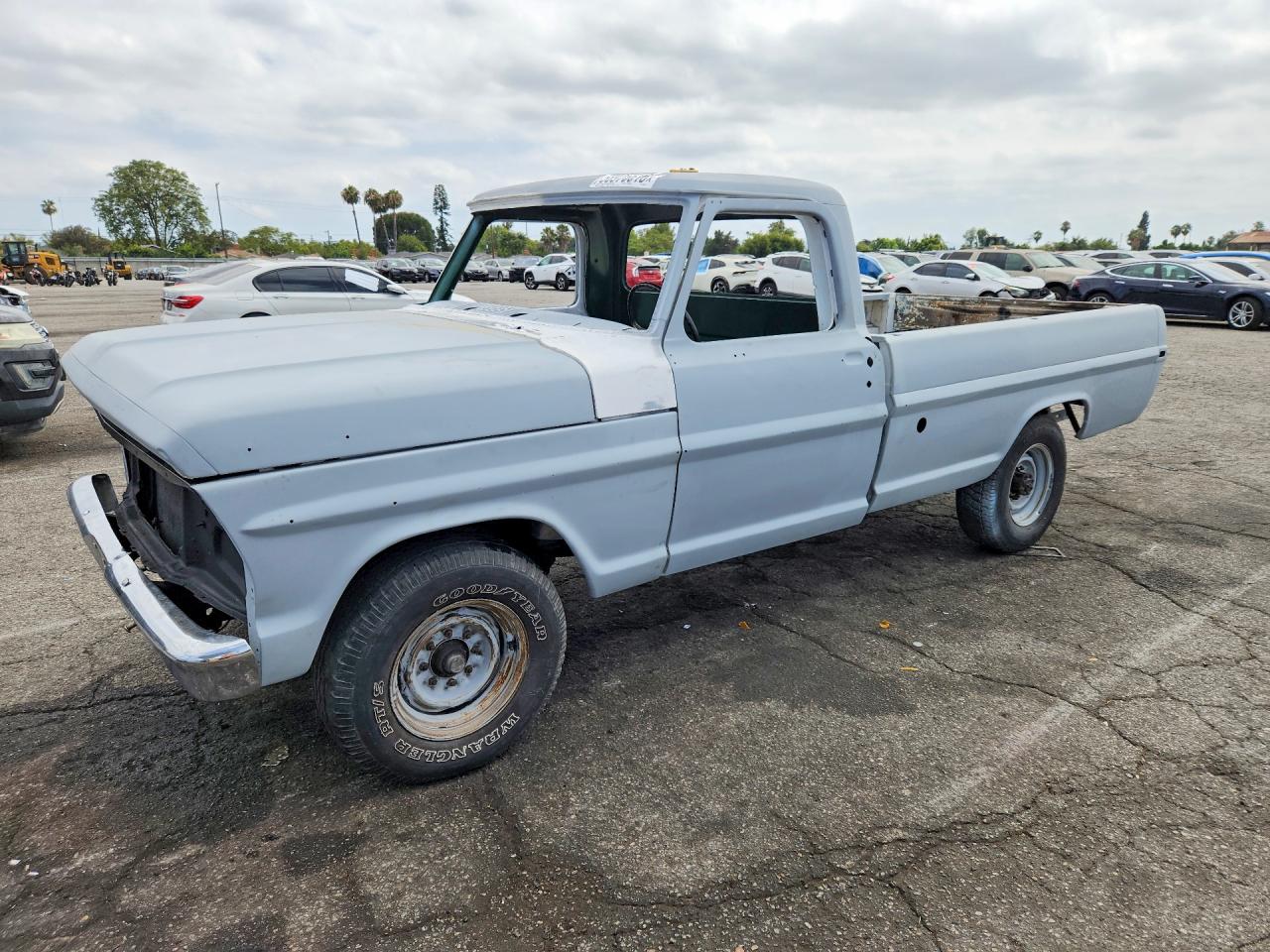 1969 Ford F250 Gray vin: F25YRE01833