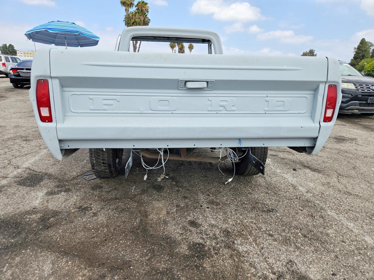 1969 Ford F250 Gray vin: F25YRE01833
