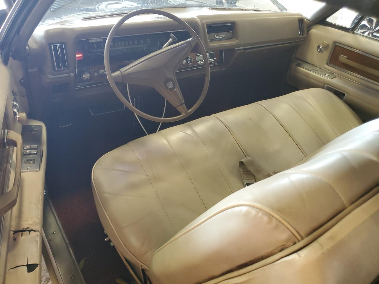 1968 Cadillac Deville Beige vin: F8296486