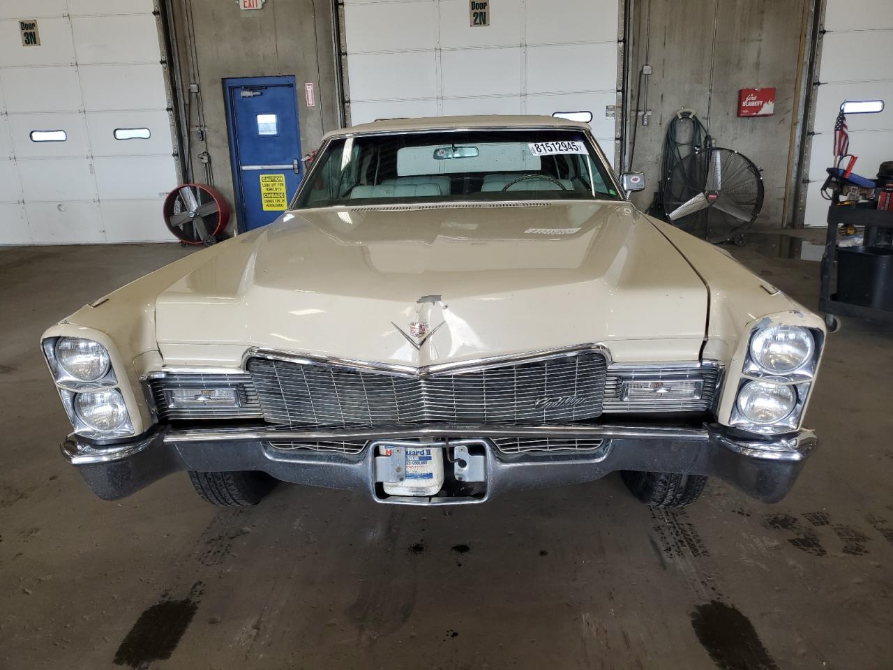 1968 Cadillac Deville Beige vin: F8296486