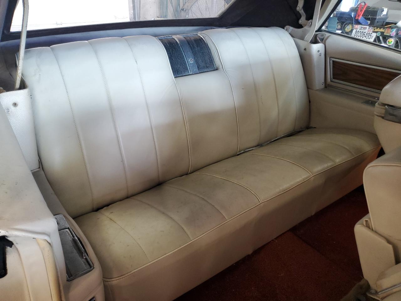 1968 Cadillac Deville Beige vin: F8296486