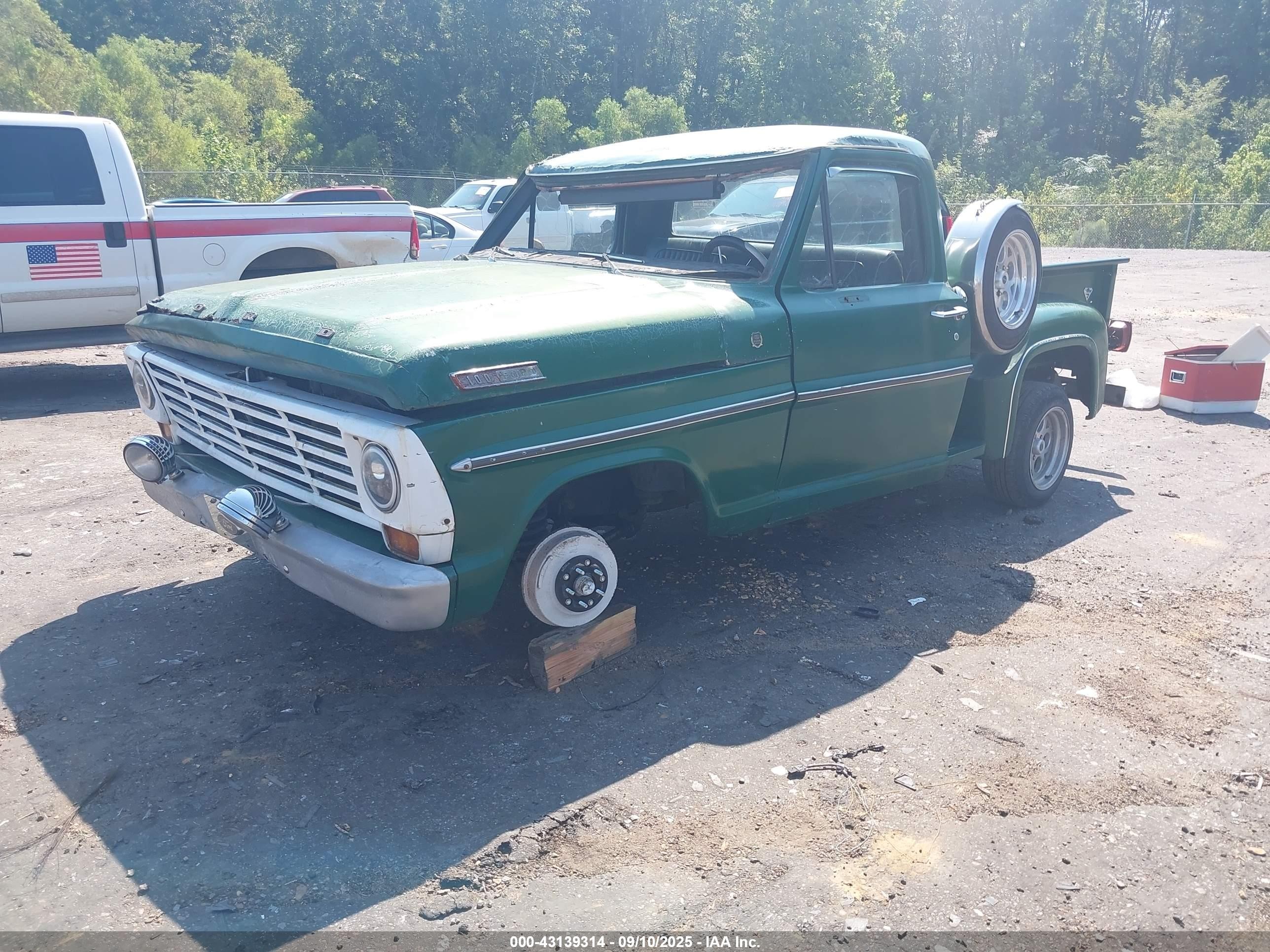 1967 Ford F100   Green vin: FA7FT2002E2      