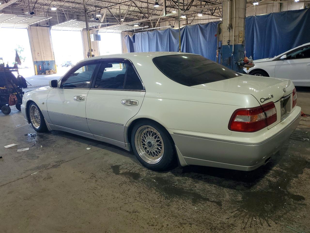 1997 Nissan Cima White vin: FGY33120727