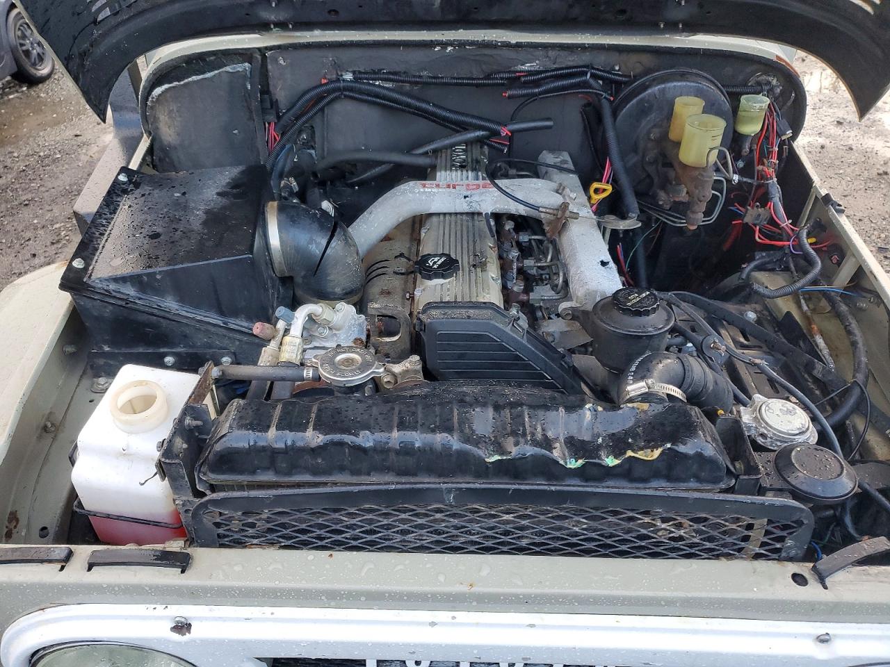 1967 Toyota Land Cruiser Gray vin: FJ4526223