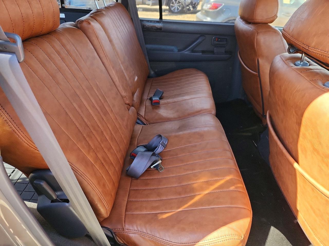 1996 Toyt Land Cruiser Gray vin: FZJ80-0144849
