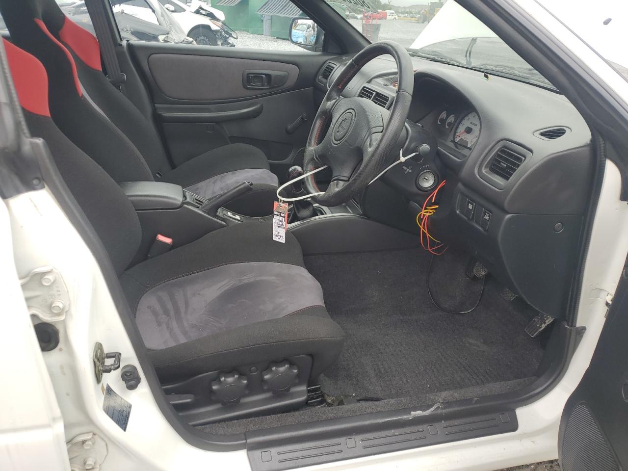 1998 Subaru Impreza White vin: GC8069867