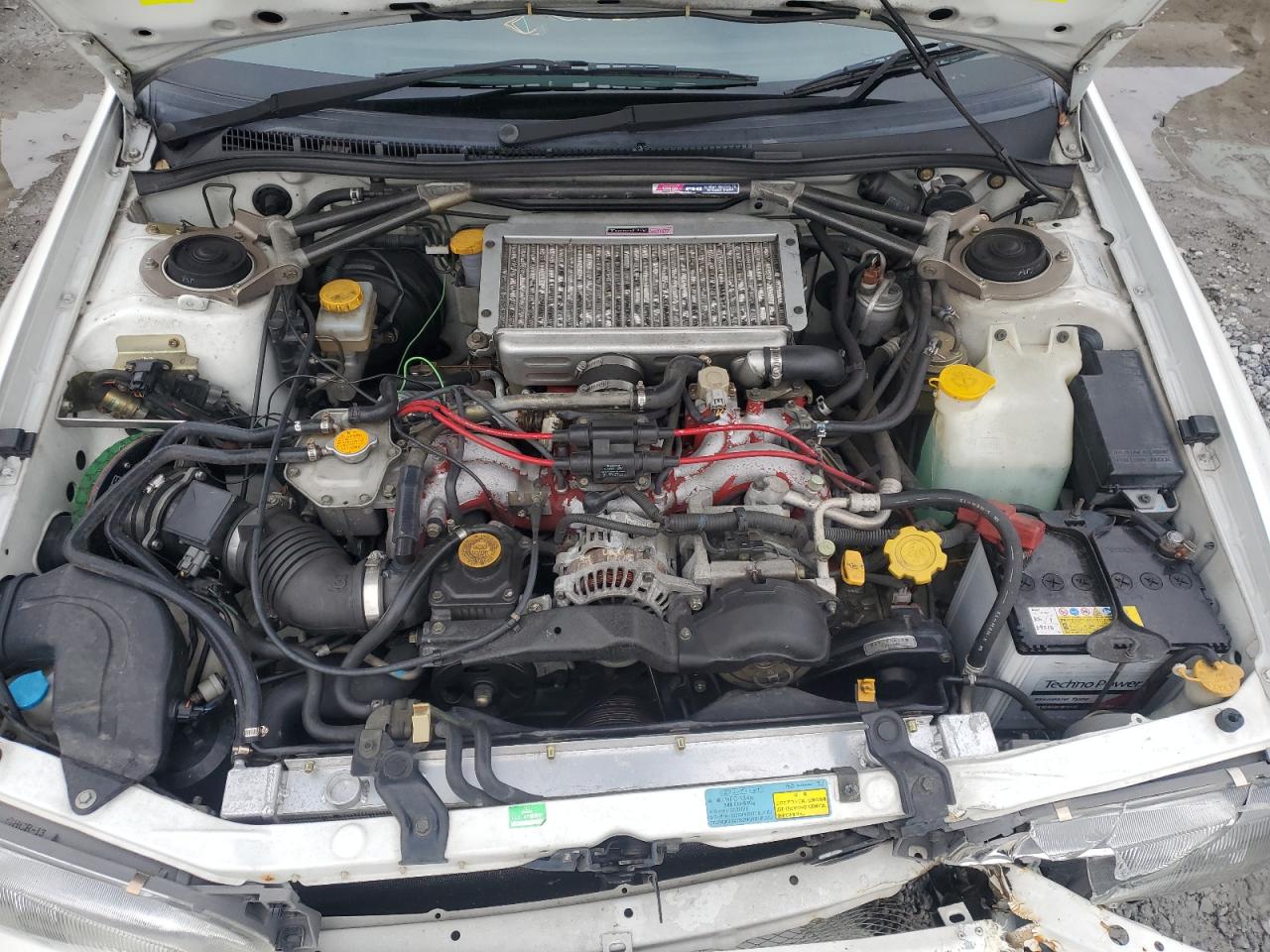 1998 Subaru Impreza White vin: GC8069867