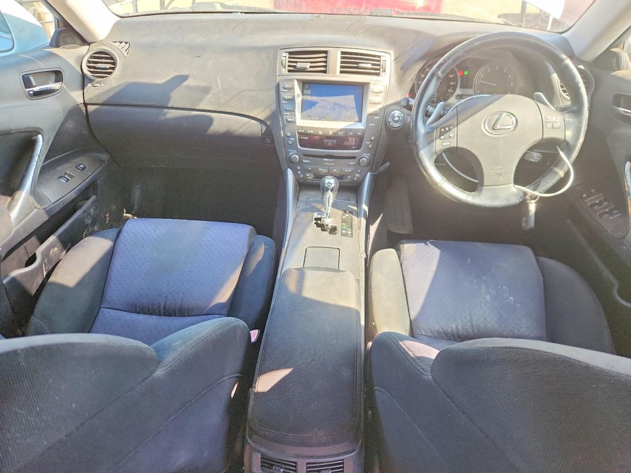 2006 Lexus Is 250 4dr White vin: GSE202012718