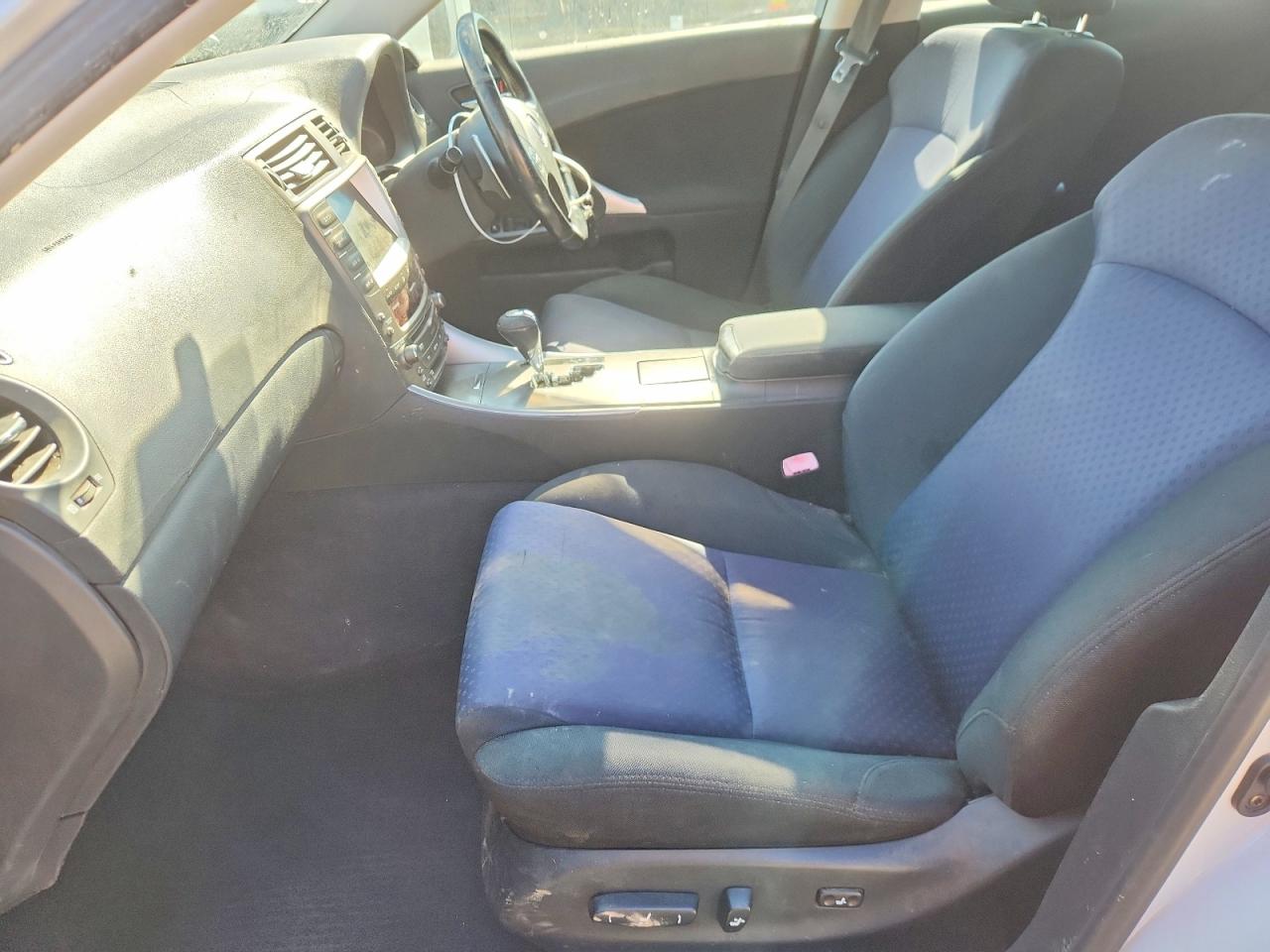 2006 Lexus Is 250 4dr White vin: GSE202012718