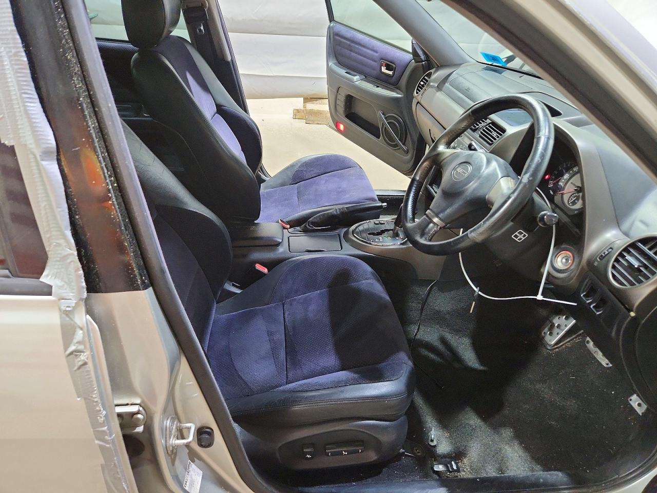 1999 Toyota Altecza Серебряный vin: GXE100027935