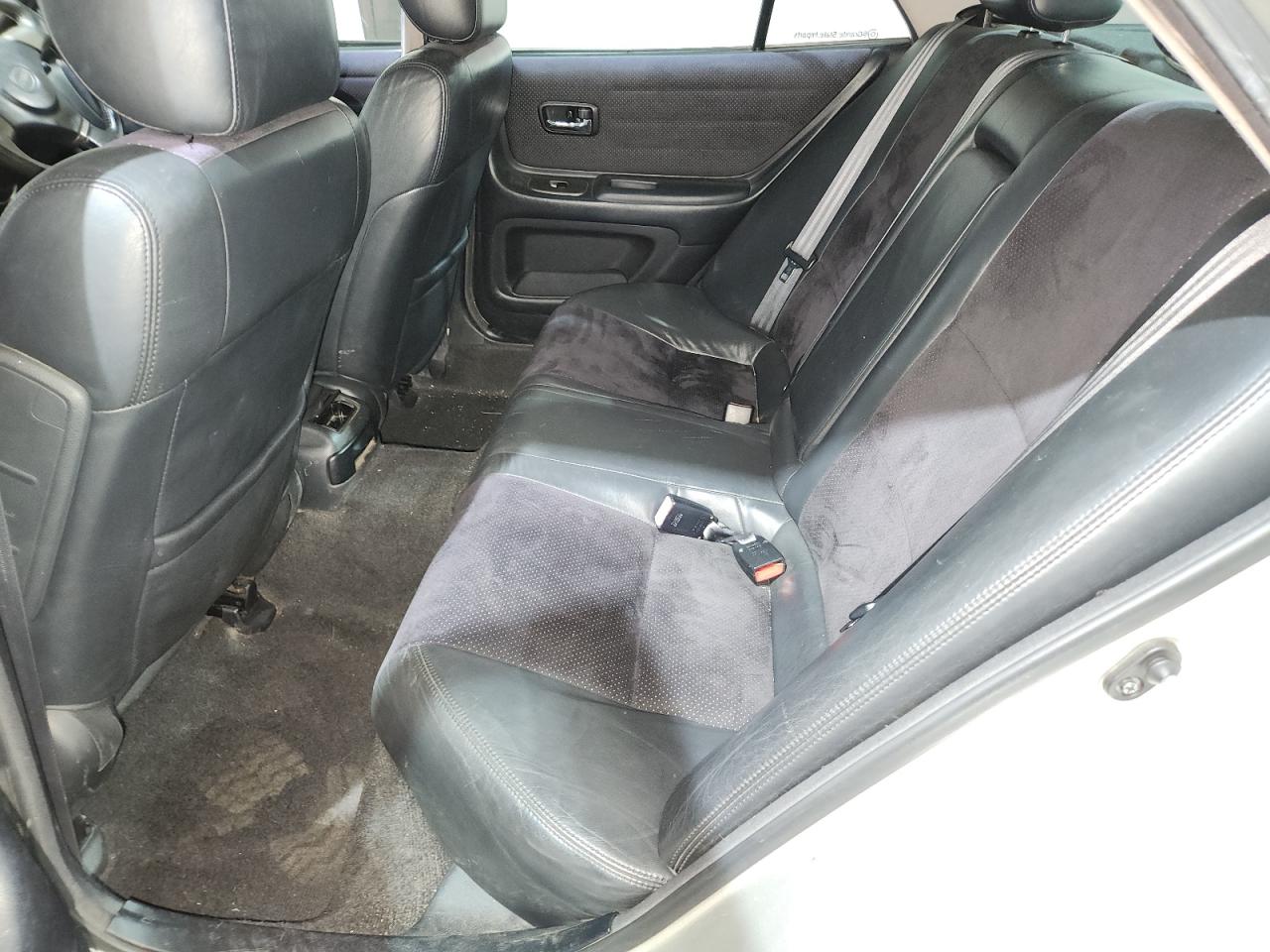 1999 Toyota Altecza Серебряный vin: GXE100027935