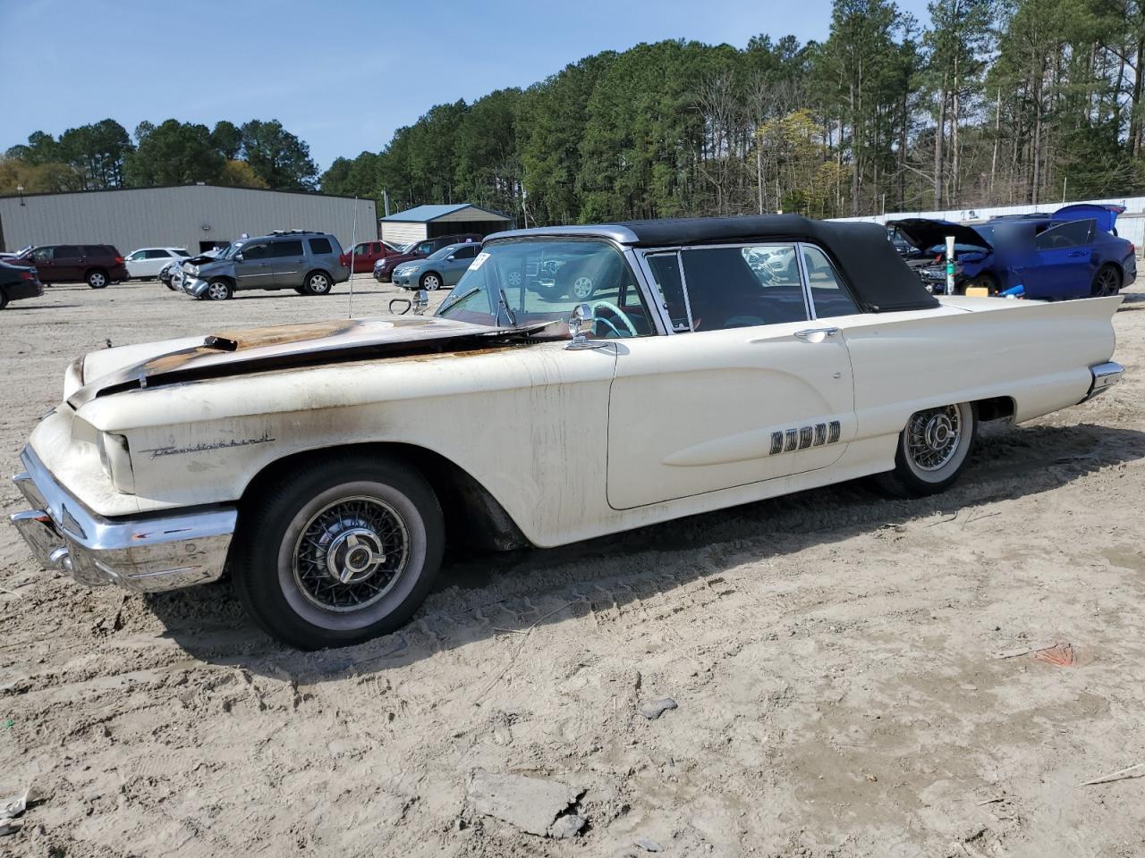1958 Ford Thunderbir Cream vin: H8YJ128330