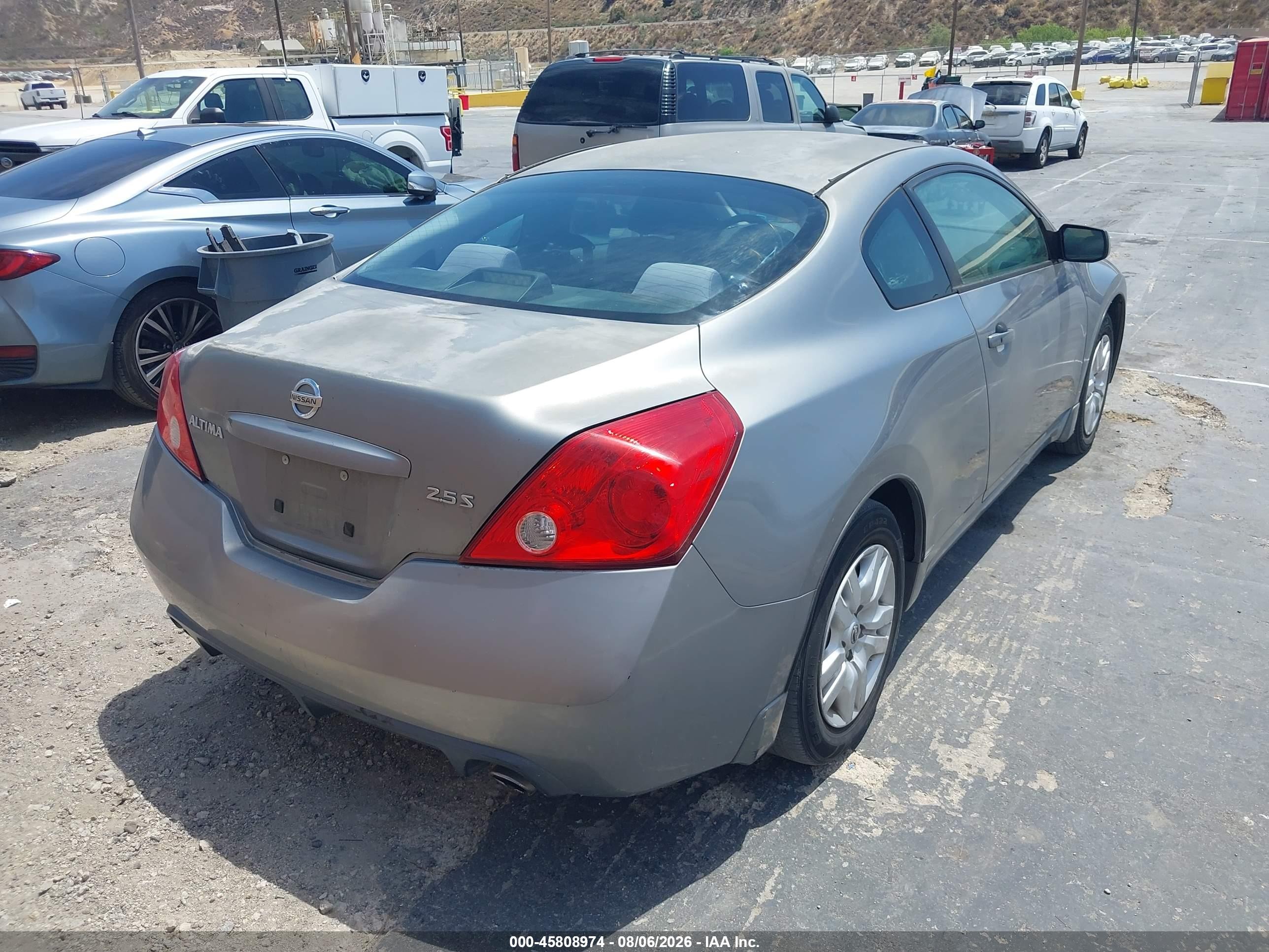 2009 Nissan Altima 2.5s Silver vin: IN4AL24E89C138030