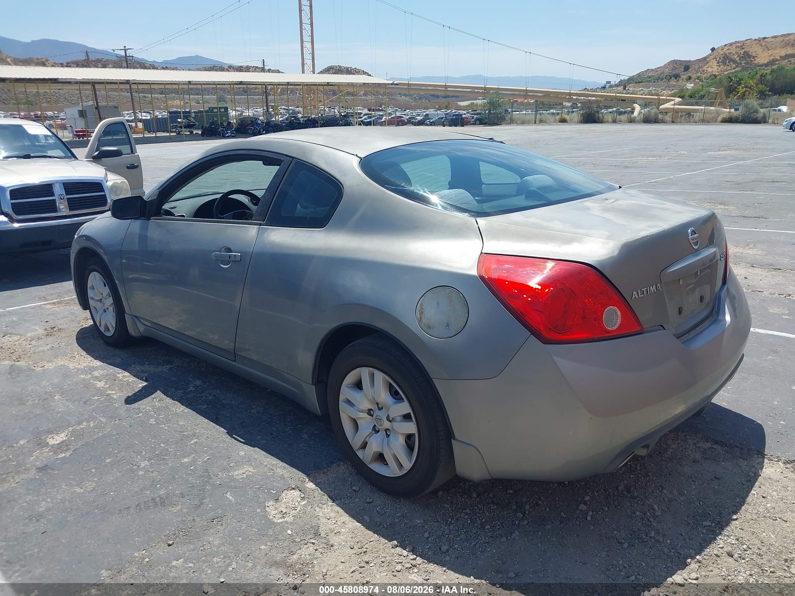 2009 Nissan Altima 2.5s Silver vin: IN4AL24E89C138030