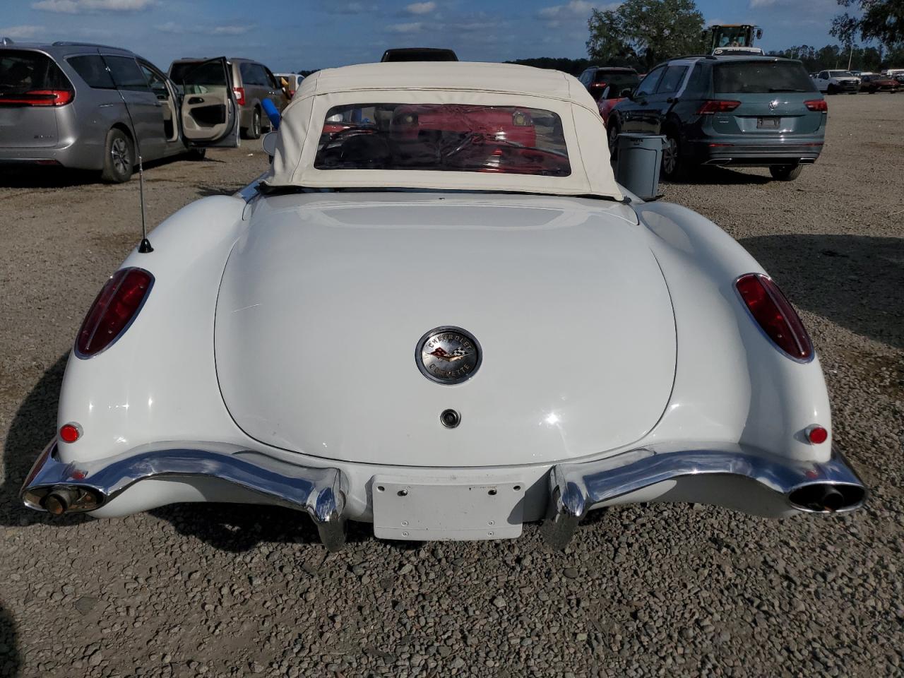 1959 Chevrolet Corvette White vin: J59S104156