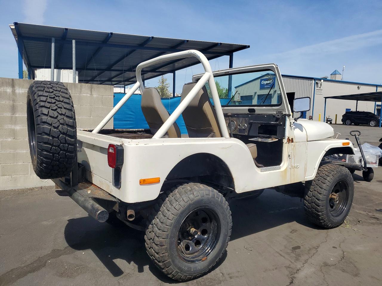 1978 Jeep Jeep White vin: J8F83AE020558