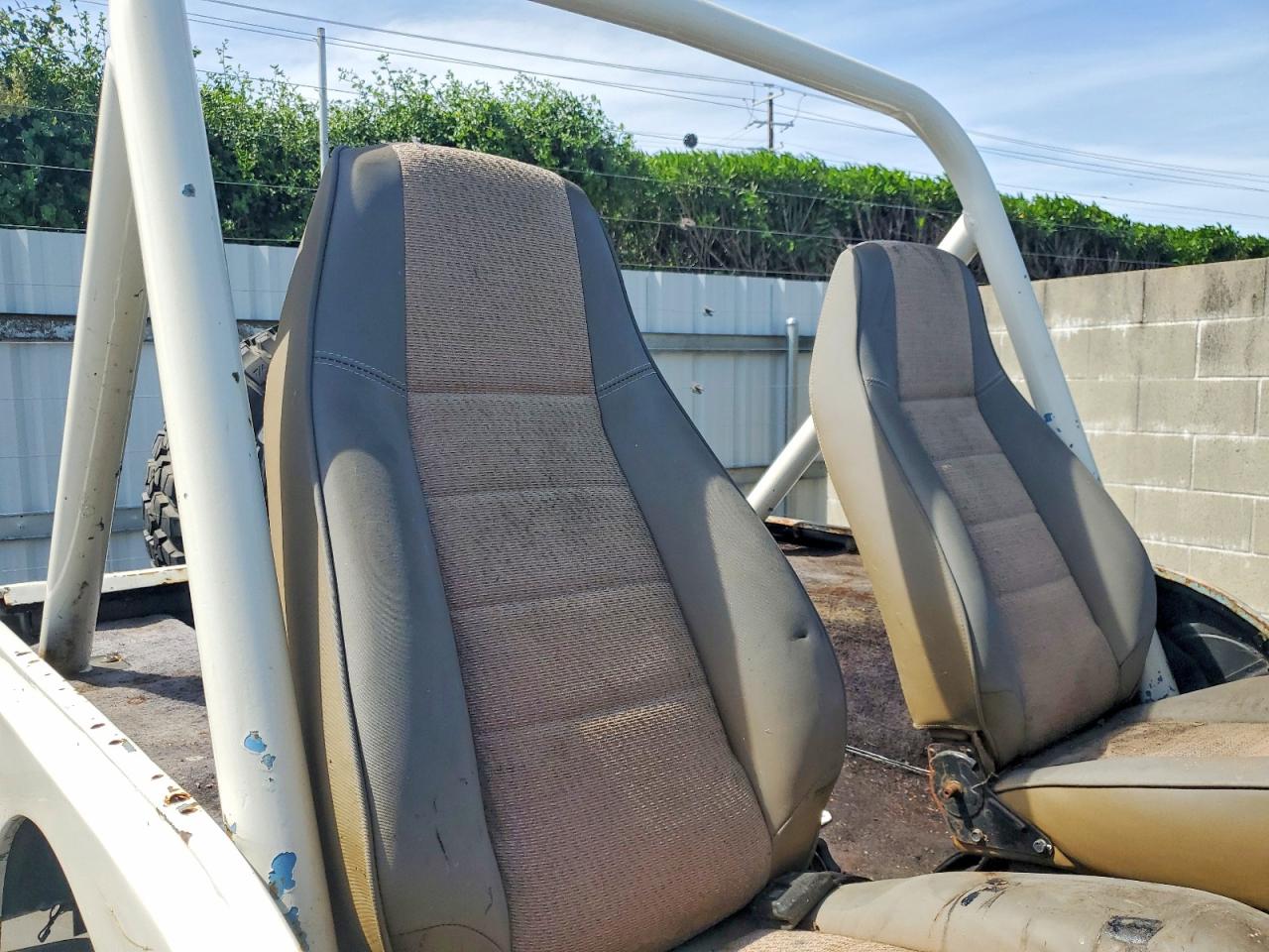 1978 Jeep Jeep White vin: J8F83AE020558