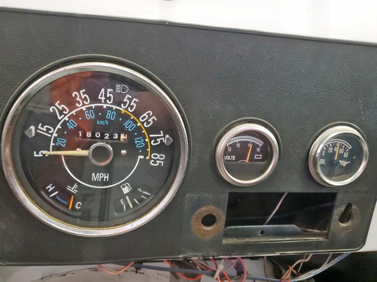 1978 Jeep Cj-7 White vin: J8F93EA130915