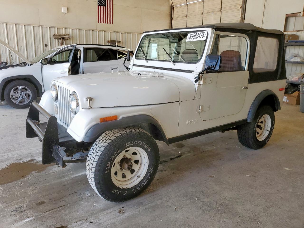 1978 Jeep Cj-7 White vin: J8F93EA130915