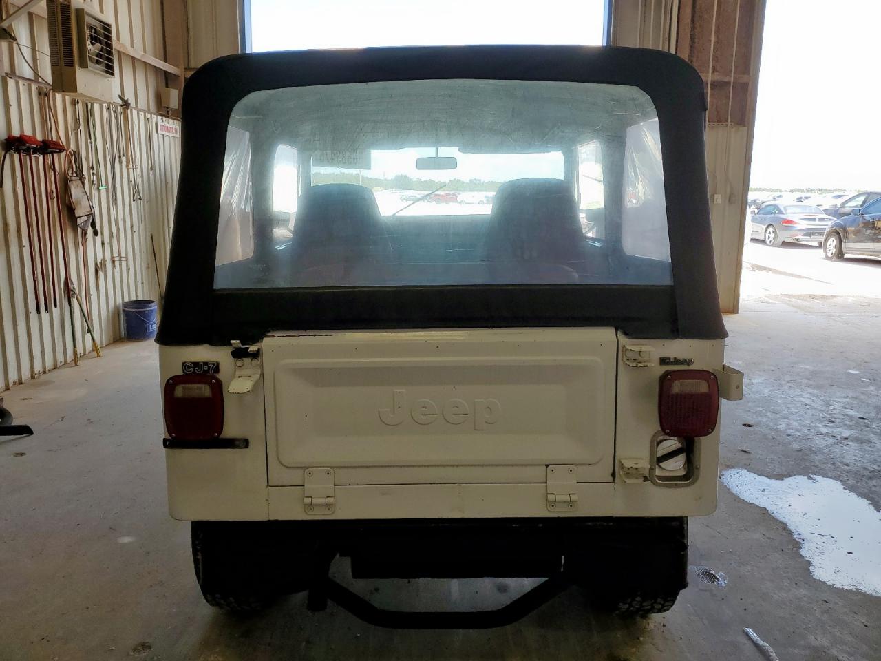 1978 Jeep Cj-7 White vin: J8F93EA130915