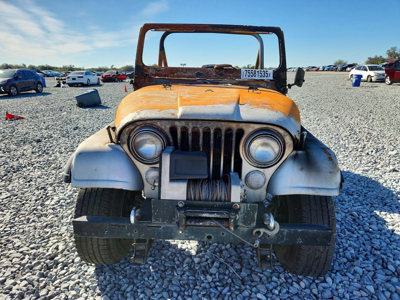 1979 Jeep Wrangler Silver vin: J9F83AC846757