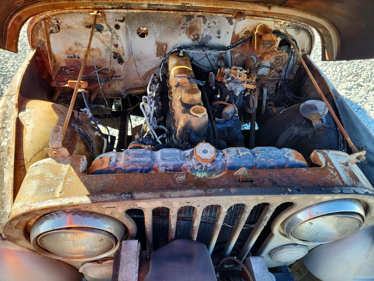 1979 Jeep Wrangler Silver vin: J9F83AC846757