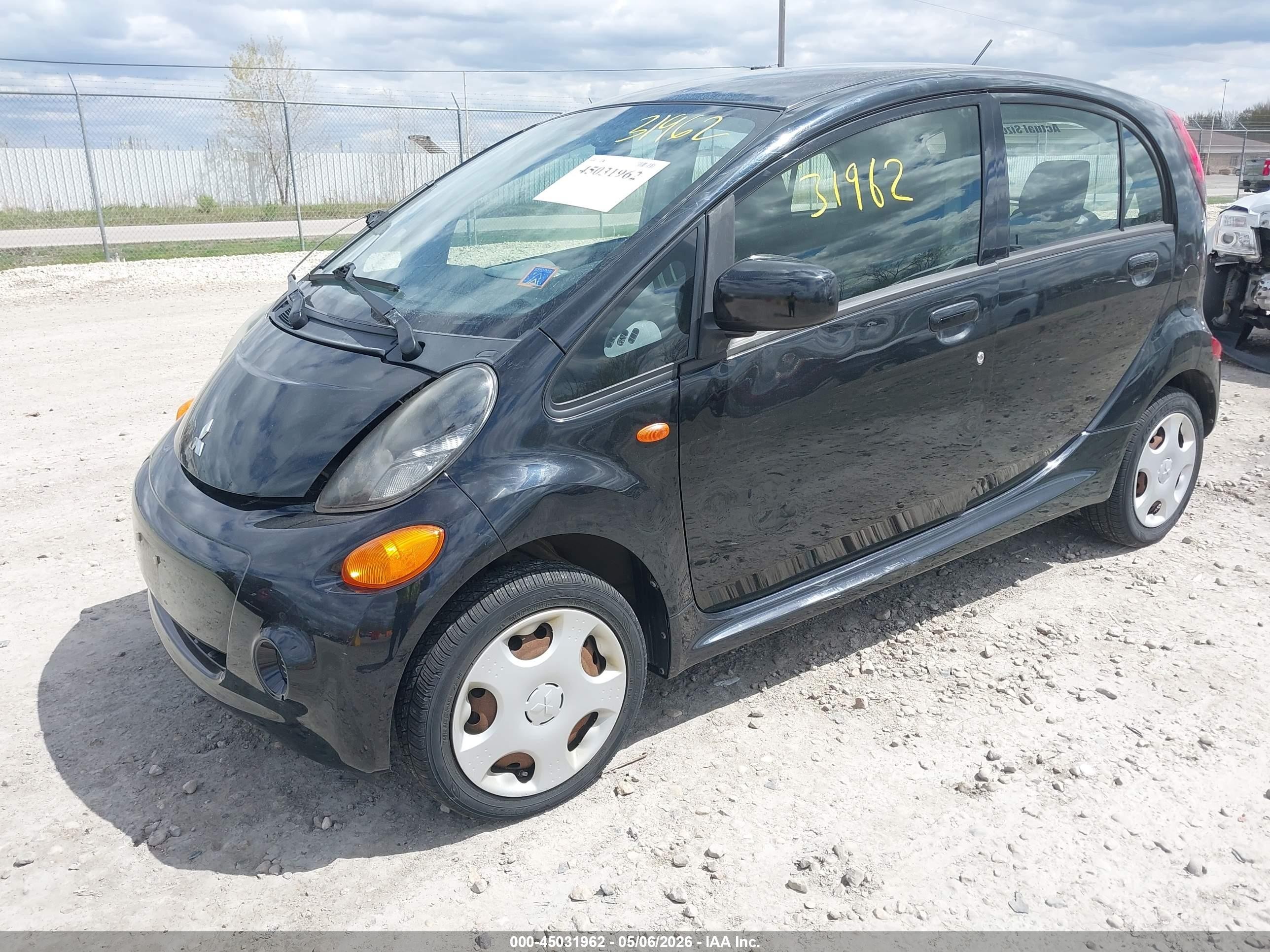 2012 Mitsubishi I-miev Es/se Черный vin: JA3215H11CU022357