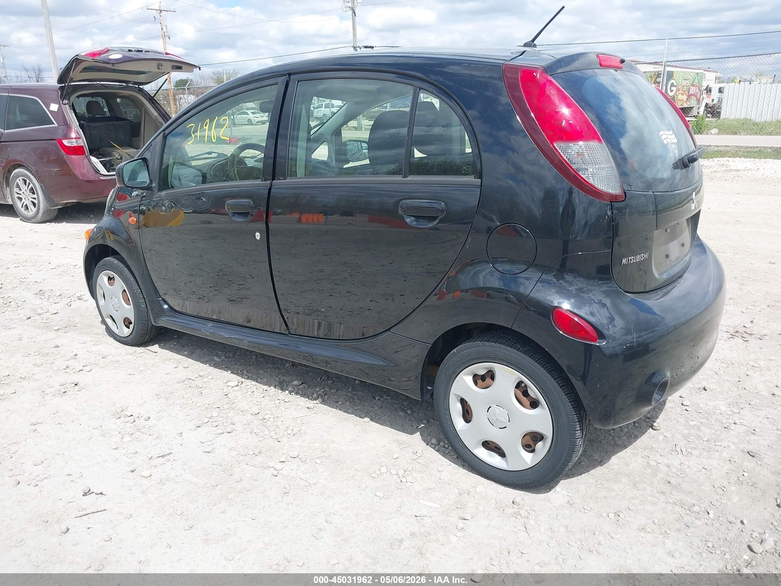 2012 Mitsubishi I-miev Es/se Черный vin: JA3215H11CU022357