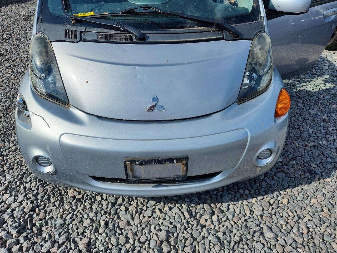 2012 Mitsubishi I Miev Es Silver vin: JA3215H11CU024559