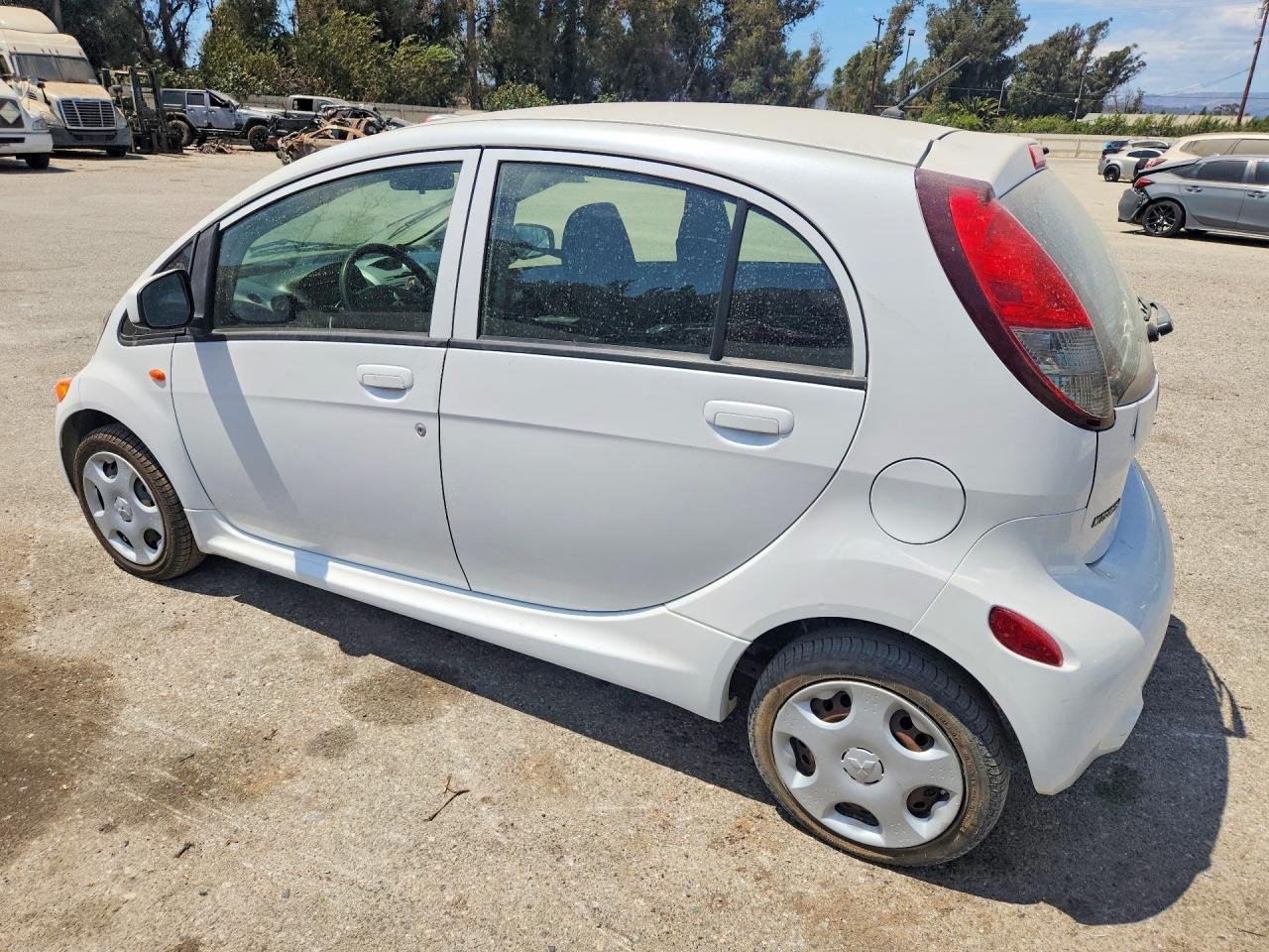 2012 Mitsubishi I Miev Es White vin: JA3215H14CU028752