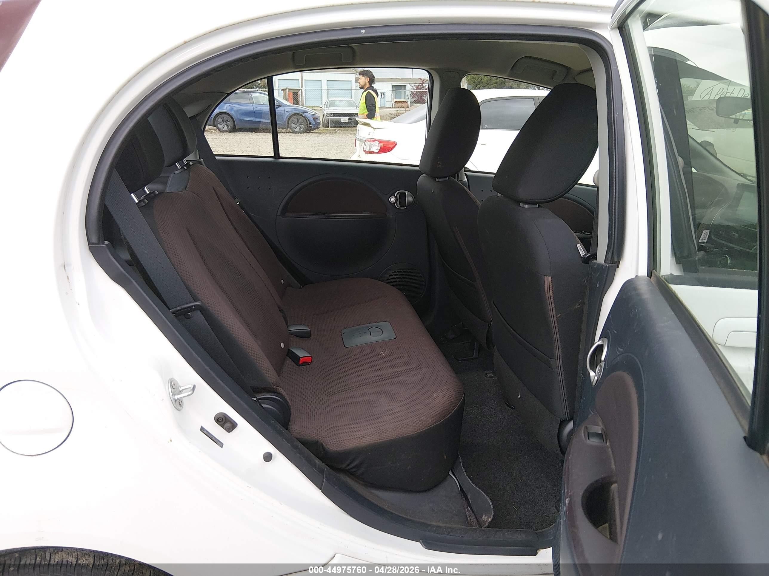 2012 Mitsubishi I-miev Es/se Белый vin: JA3215H15CU008929