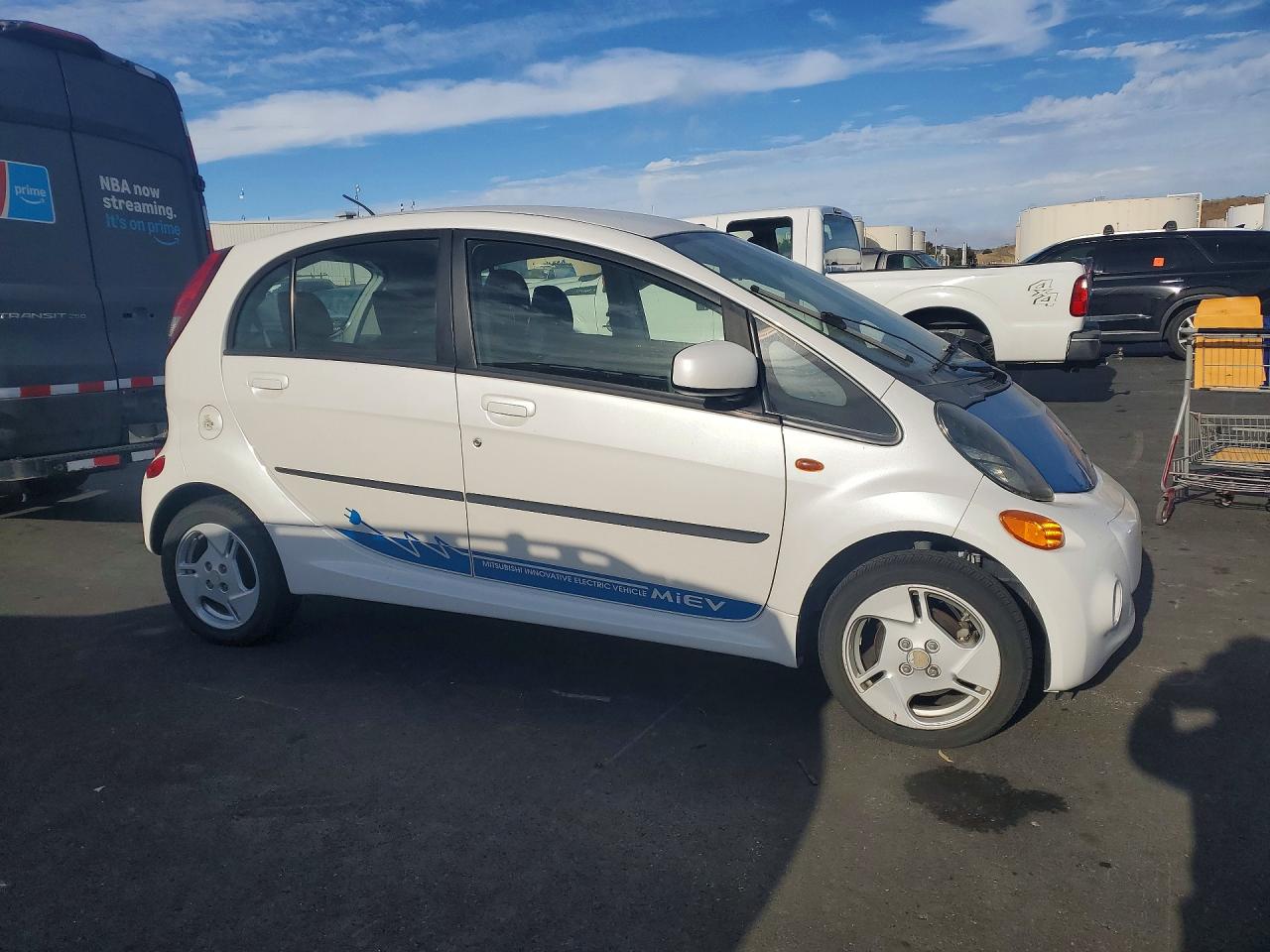 2012 Mitsubishi I Miev Es White vin: JA3215H17CU010942