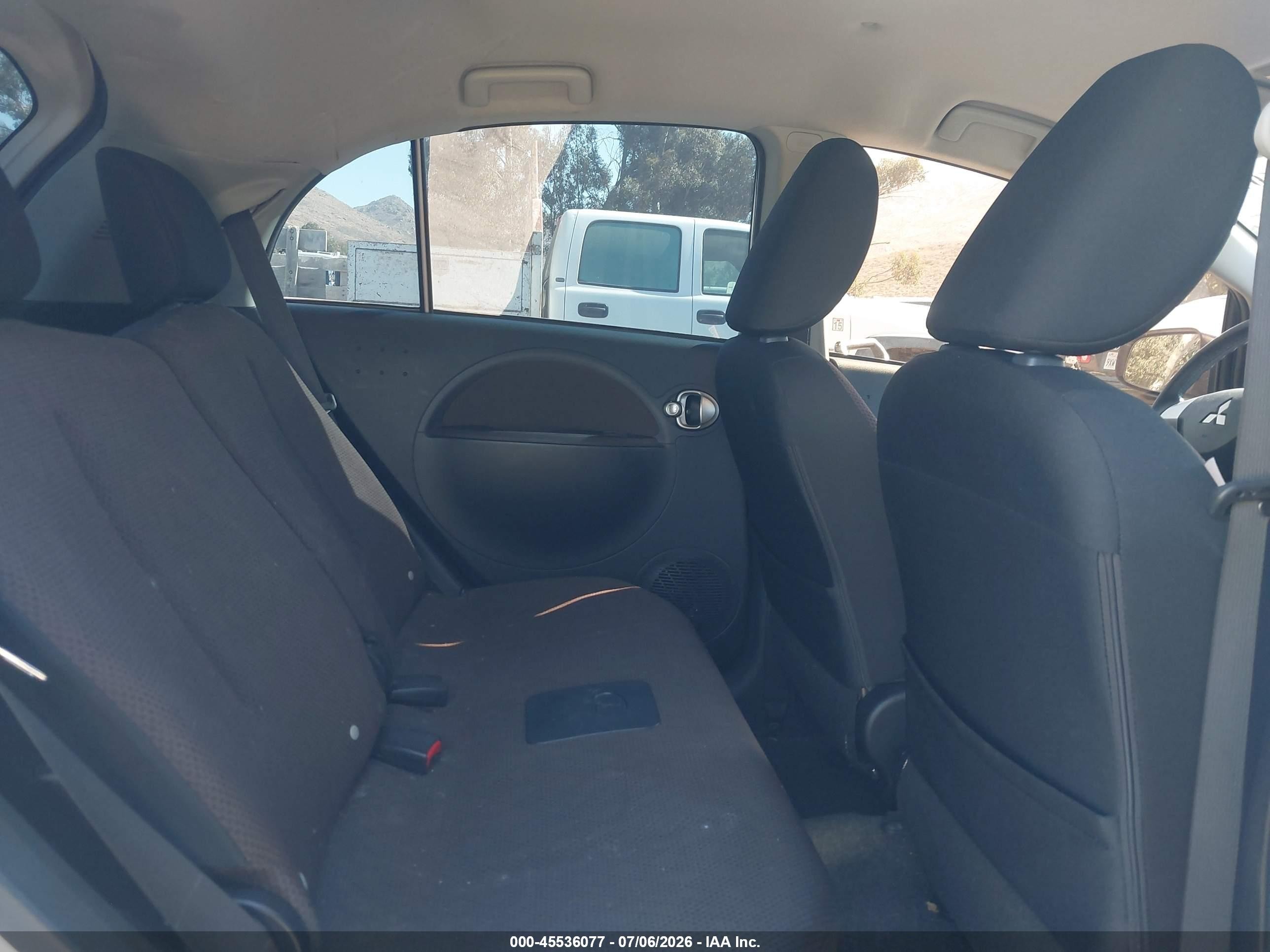 2012 Mitsubishi I-miev Es/se White vin: JA3215H18CU020380
