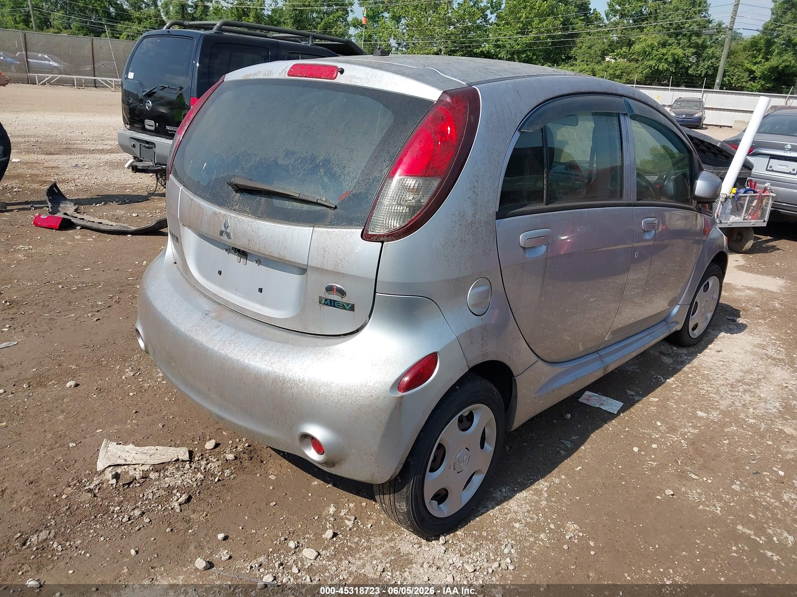 2012 Mitsubishi I-miev Es/se Silver vin: JA3215H18CU025031