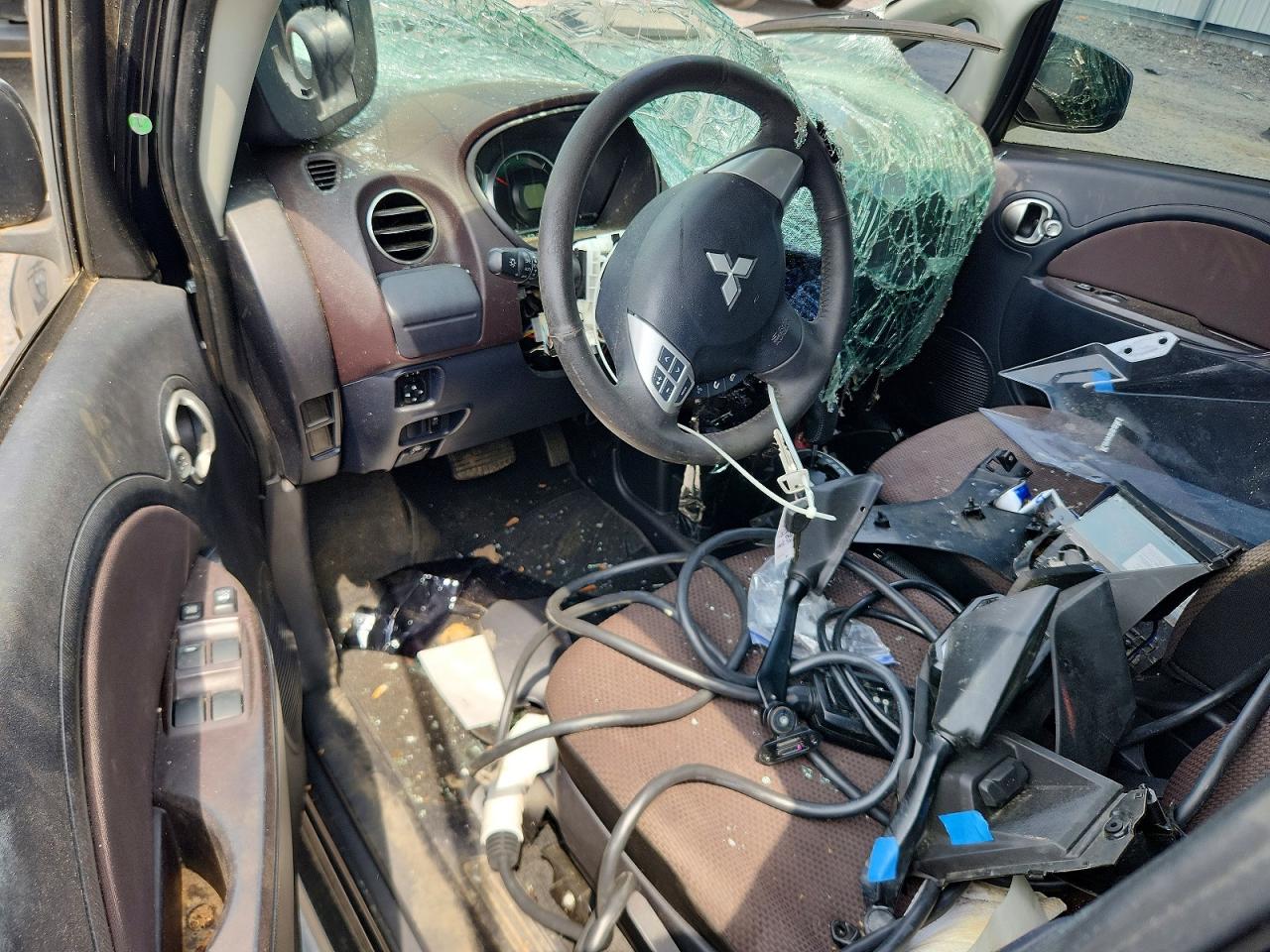 2012 Mitsubishi I Miev Es Черный vin: JA3215H19CU023417