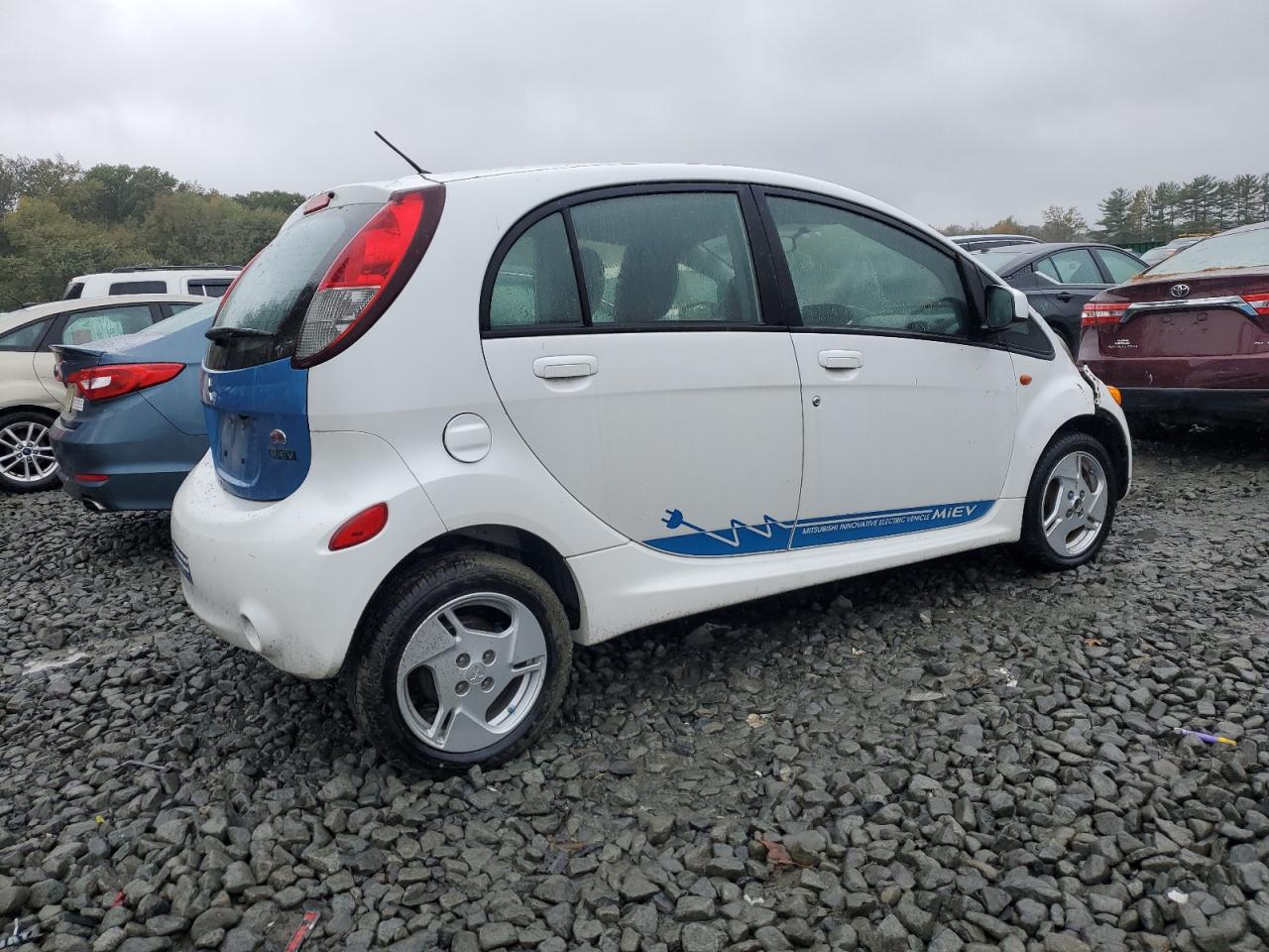 2012 Mitsubishi I Miev Es White vin: JA3215H1XCU016122