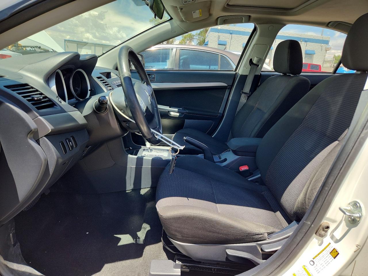 2011 Mitsubishi Lancer Es/es Sport White vin: JA32U2FU0BU035487
