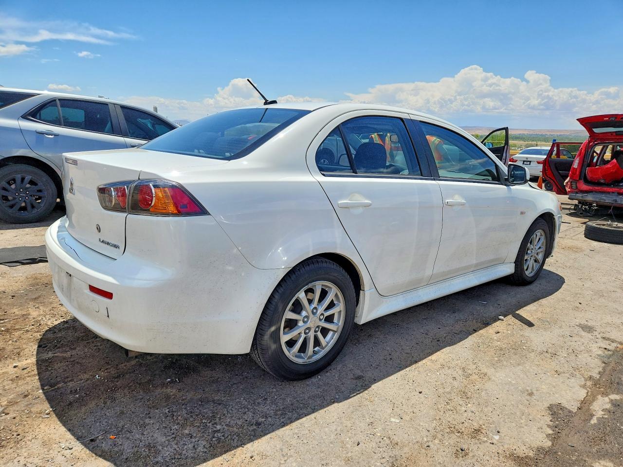 2011 Mitsubishi Lancer Es/es Sport White vin: JA32U2FU0BU035487