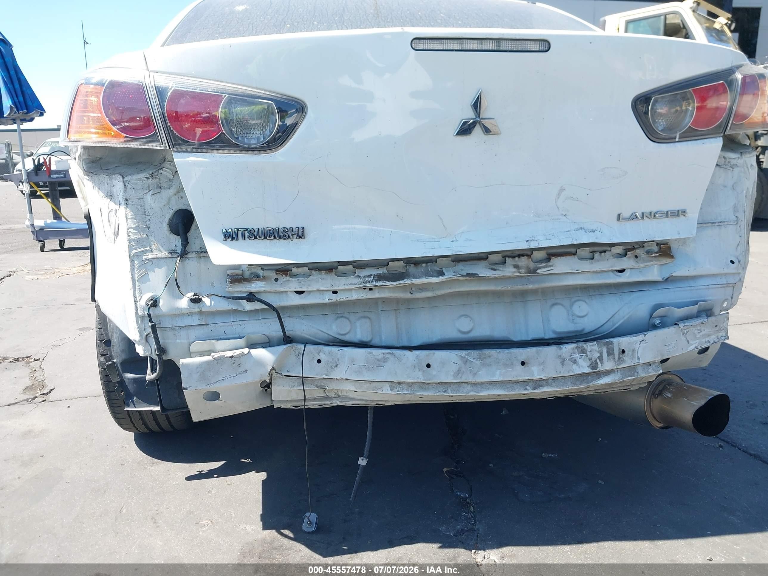 2015 Mitsubishi Lancer Es White vin: JA32U2FU0FU015231