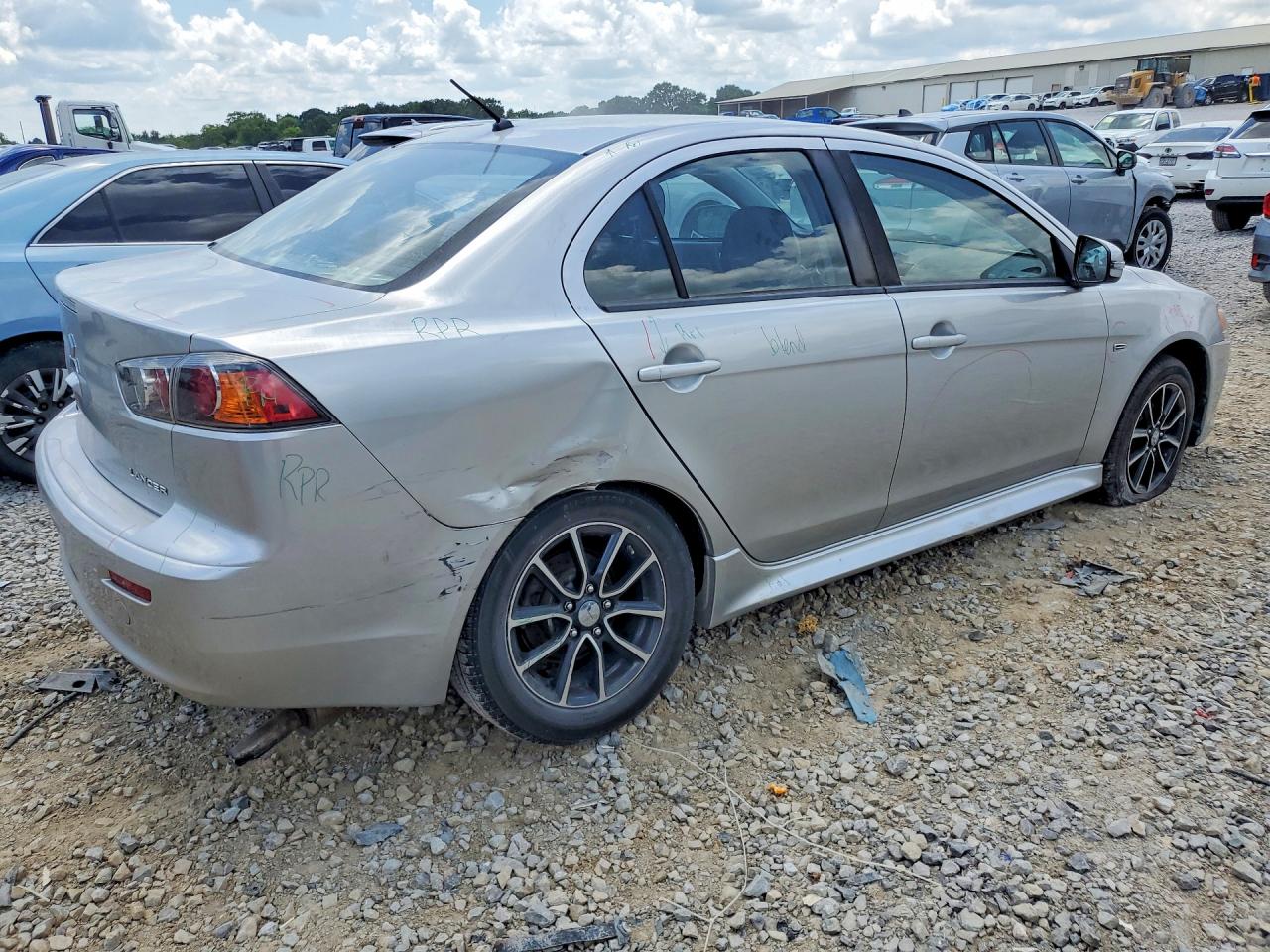 2017 Mitsubishi Lancer Es Silver vin: JA32U2FU0HU003597