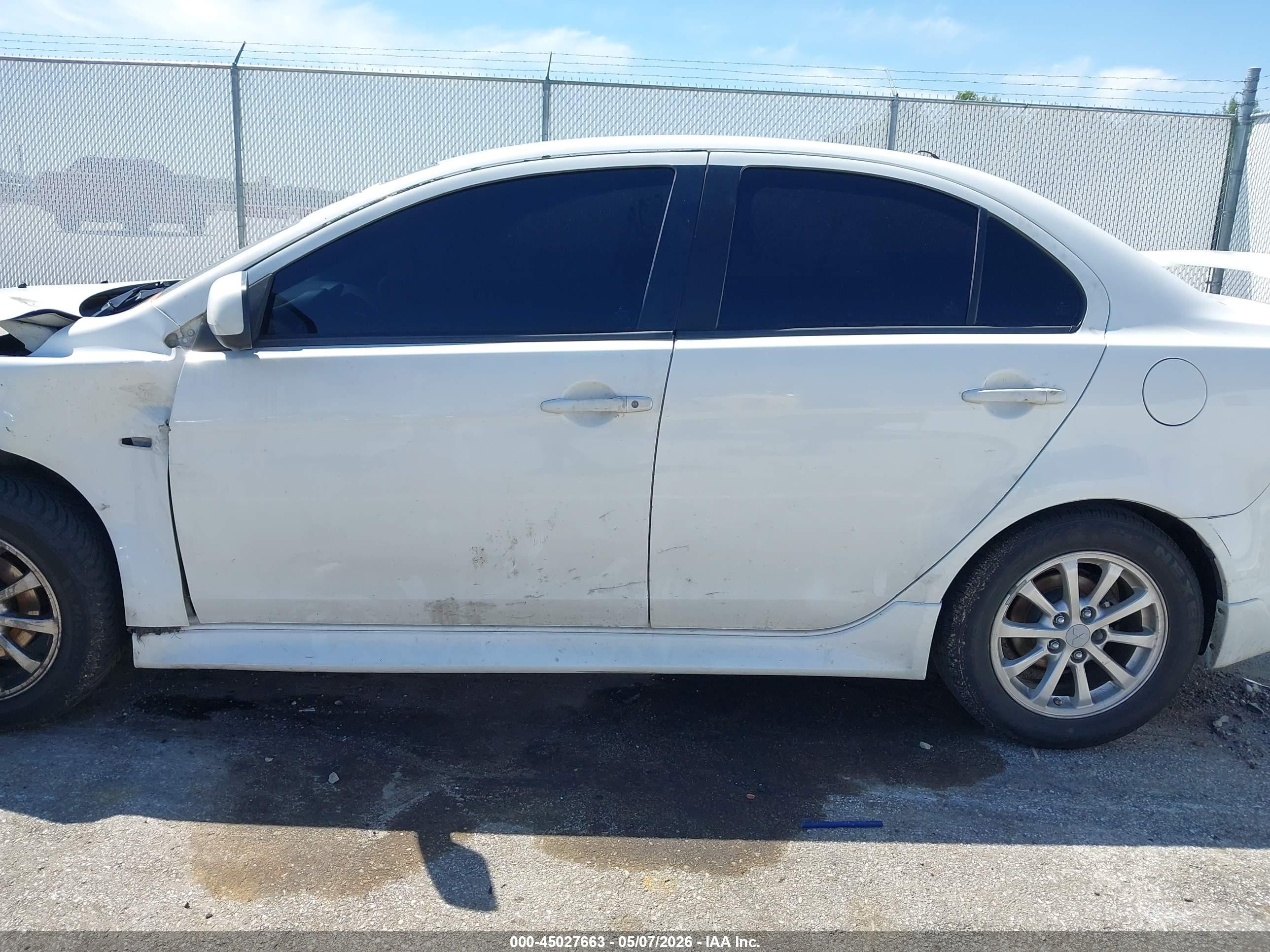 2011 Mitsubishi Lancer Es White vin: JA32U2FU1BU014325