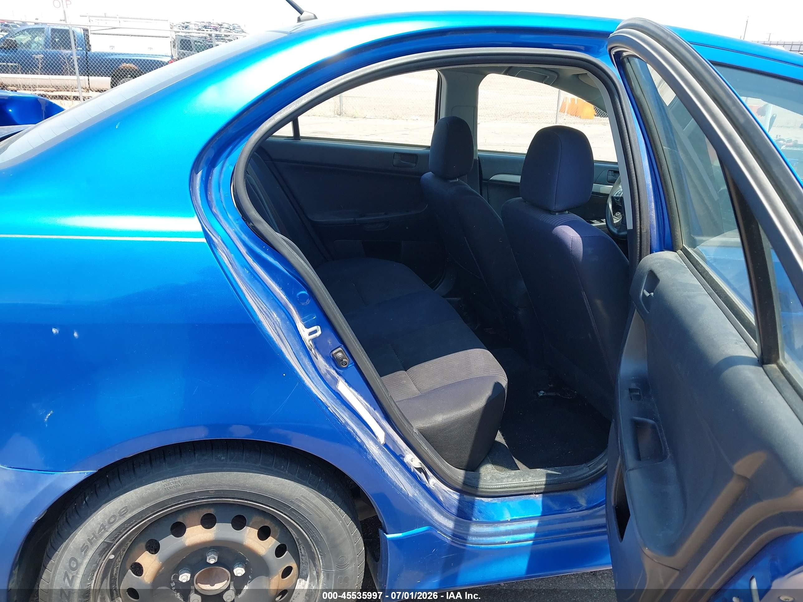 2015 Mitsubishi Lancer Es Blue vin: JA32U2FU1FU015318
