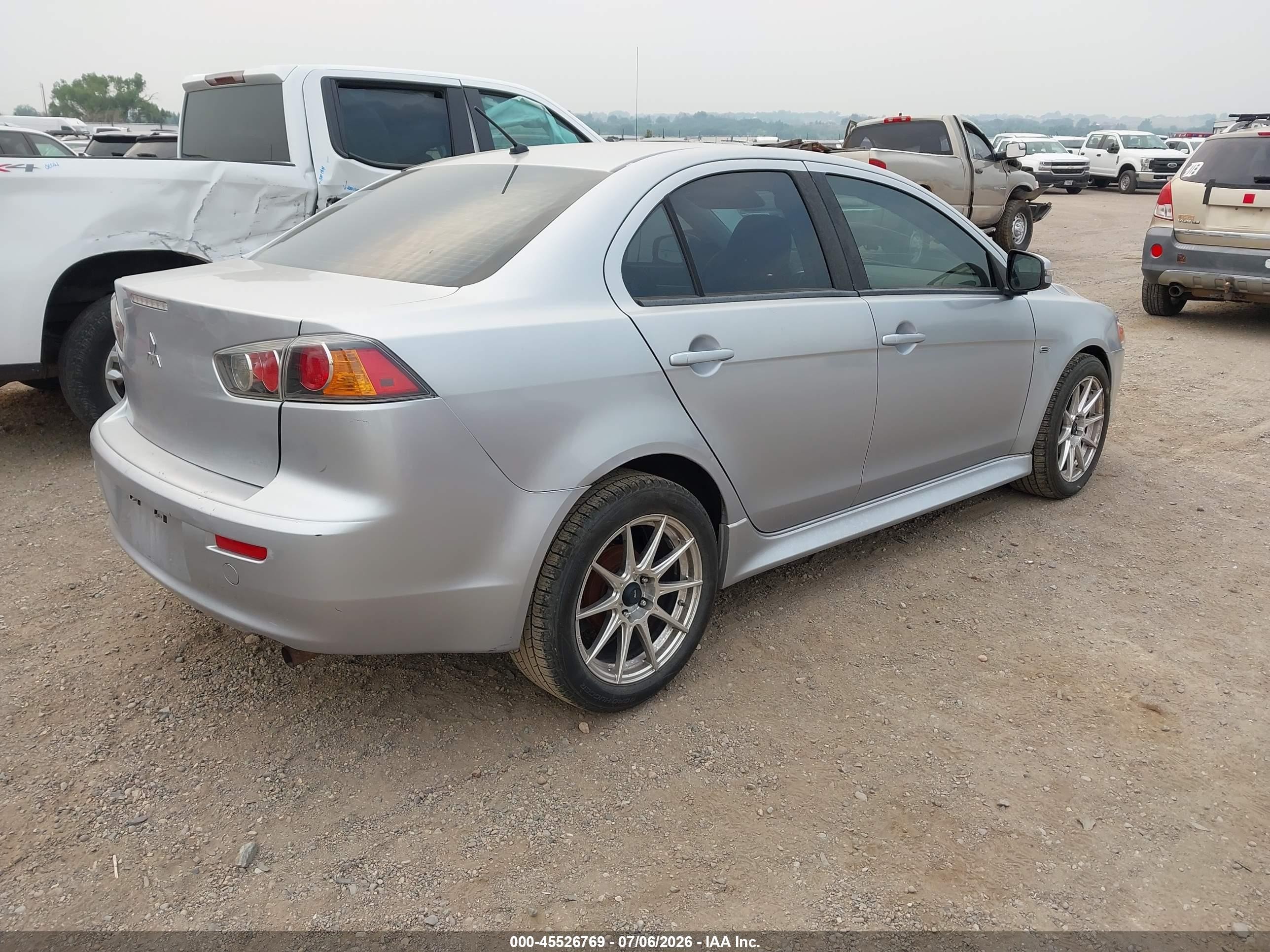 2015 Mitsubishi Lancer Es Серебряный vin: JA32U2FU2FU014503